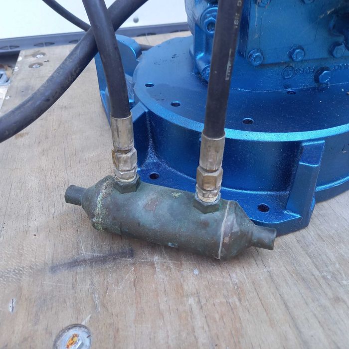 Морска хидравлична реверсна кутия муфа PRM с маслен охладител