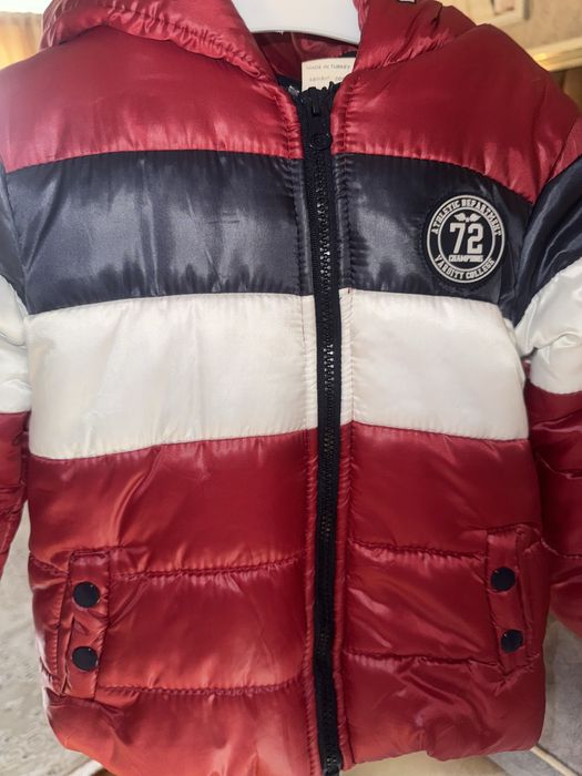 Продам новую деткую куртку.