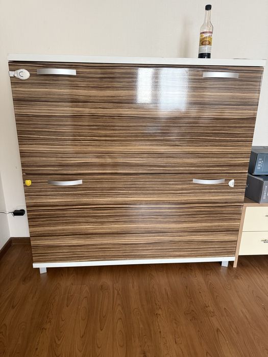 Отдам большой комод