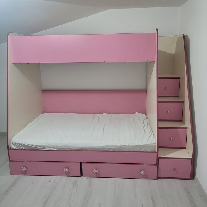 Pat suprapus pe comanda