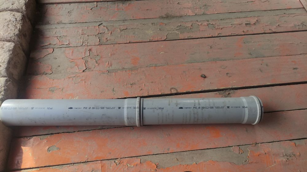 Продам трубы пластик д100мм