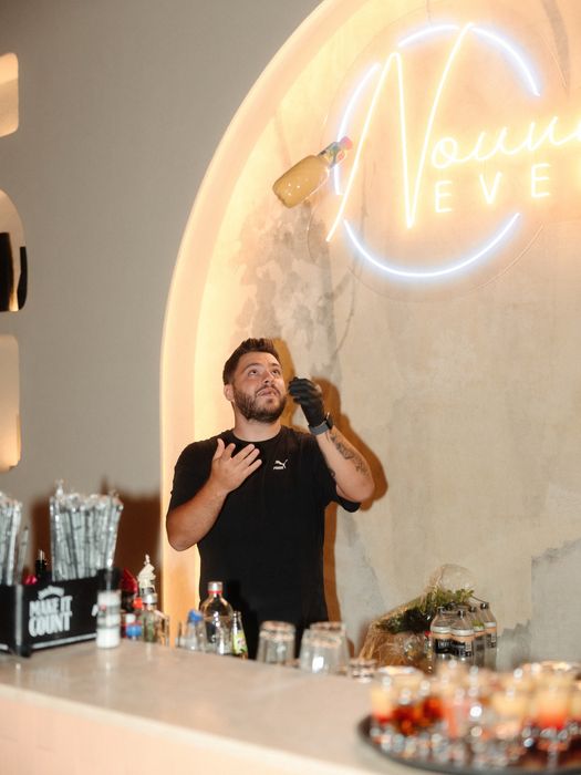 Bar mobil pentru evenimente | Cocktailuri & Shoturi | Nunți & Petreceri