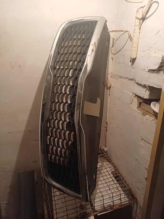 3 Решетки радиатора киа рио -