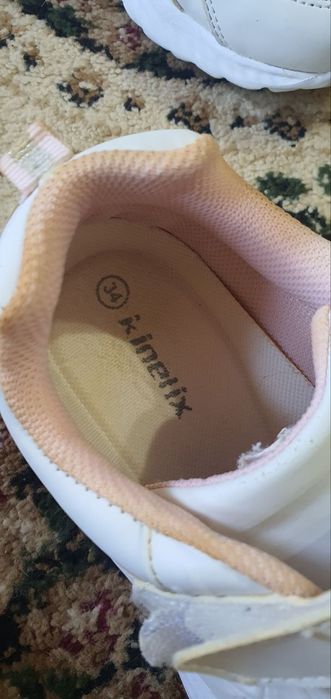 Кроссовки детские 34