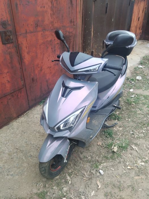 Продам скутер AI LI 49CC