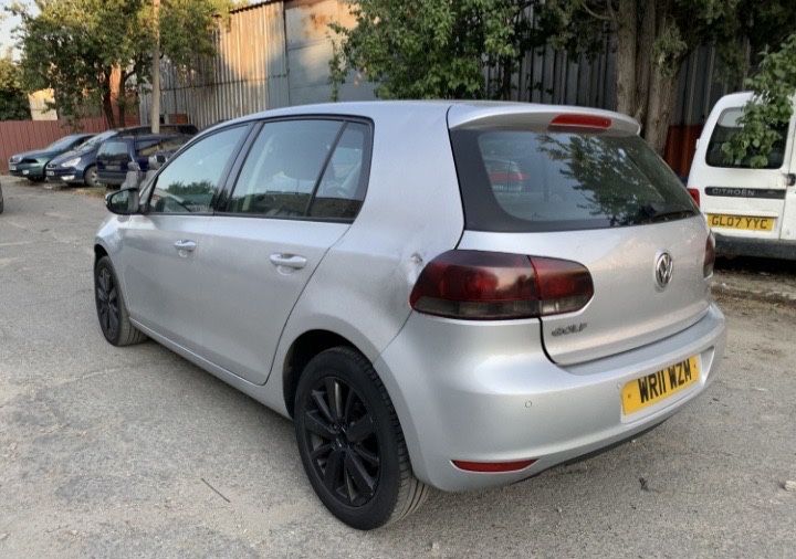 Продаваме на части фолксваген голф6 1.6тди 105кс. Vw golf6 1.6tdi.