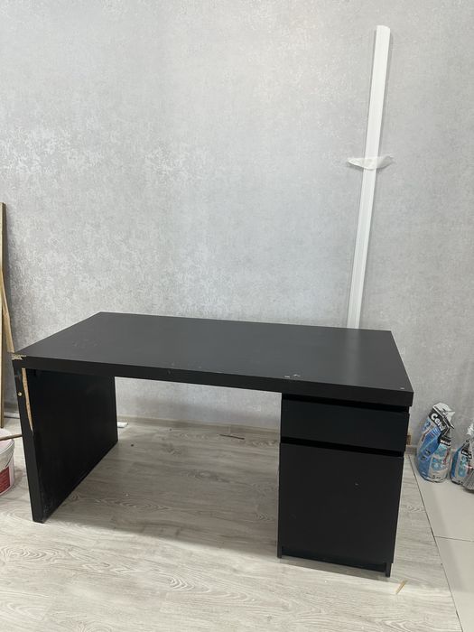 Отдам бесплатно стол