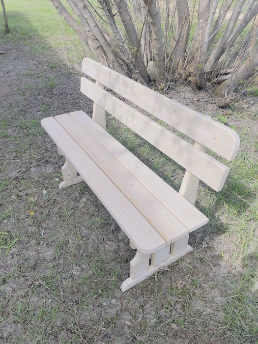 Деревянные лавки