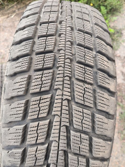 Продам резину r17