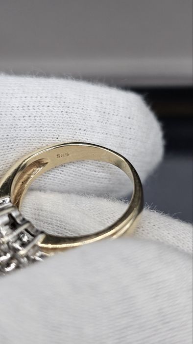 Златен пръстен с диаманти – 14K