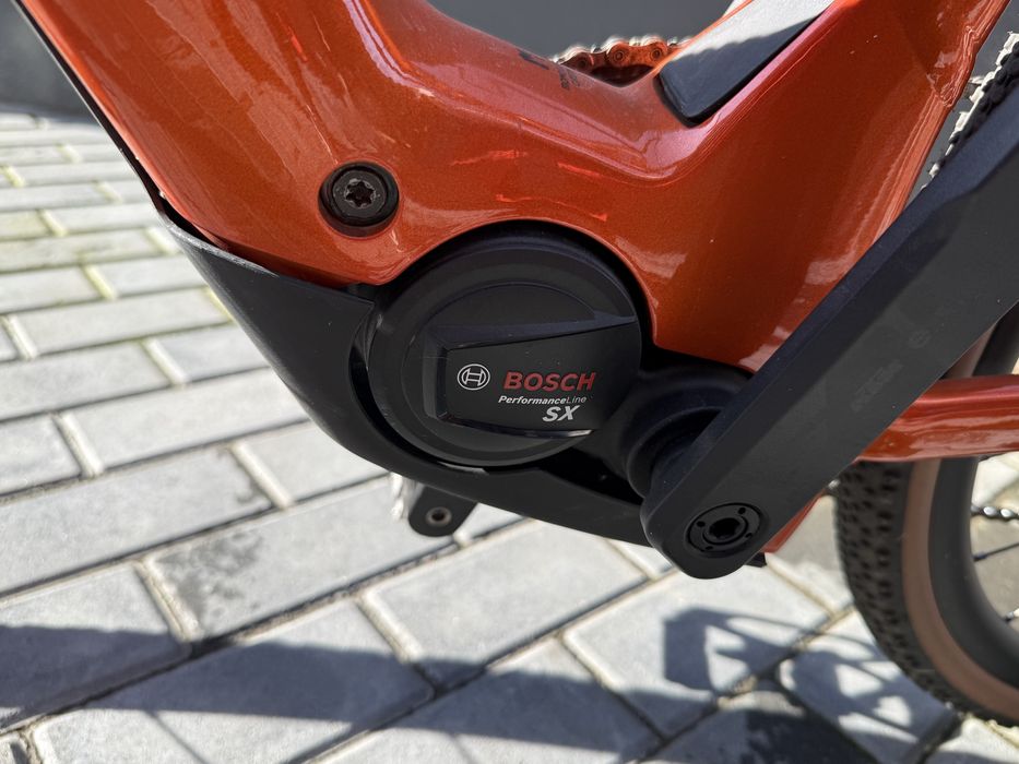 Biciclera electrica KTM Macina Gravelator SX10 2024