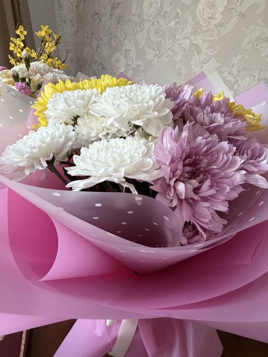 Продам букет хризантем