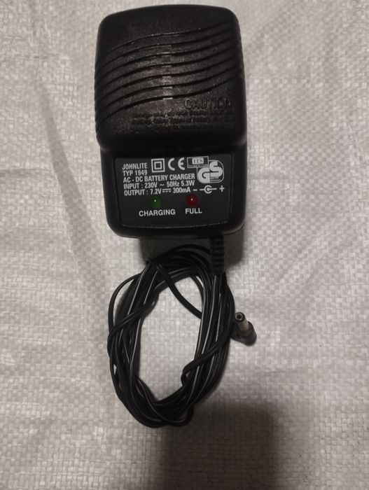 Блок питания-зарядка для фонаря и элмашины