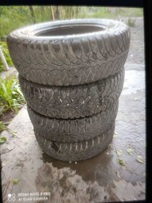 Продам зимние шины ,срочно