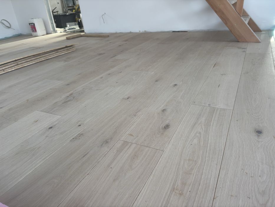 Parchet triplu stratificat