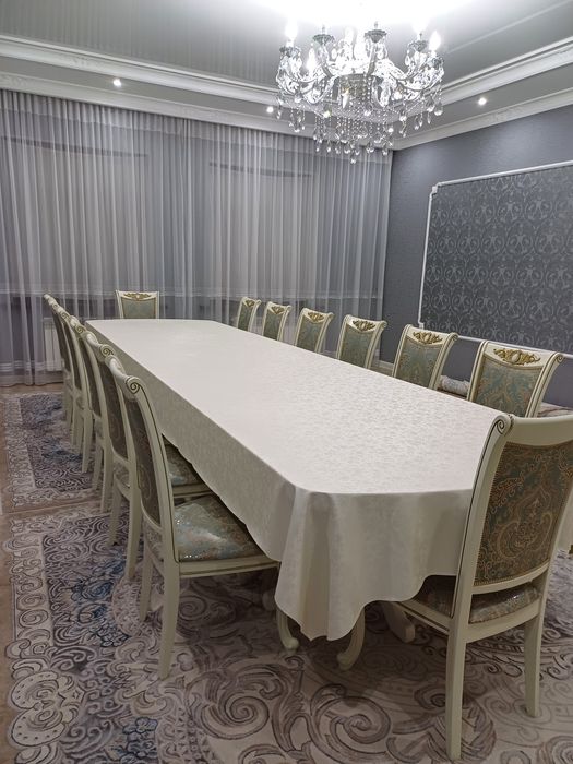 Продам стол со стульями