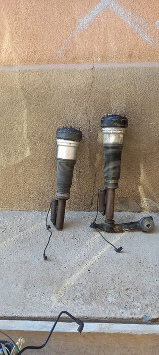 Пневмо амортизаторы на w220 мерседес.