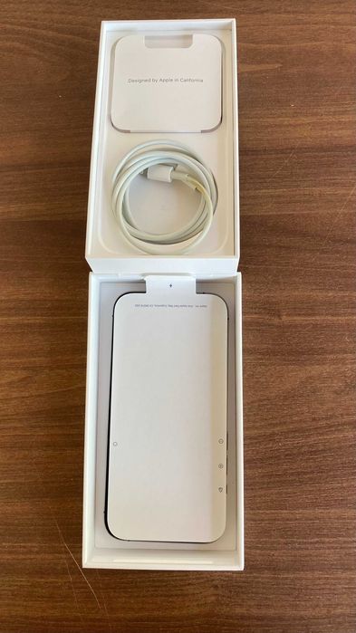 Apple iPhone 14 Pro, 256GB, 5G, Deep Purple + ПОДАРЪЦИ