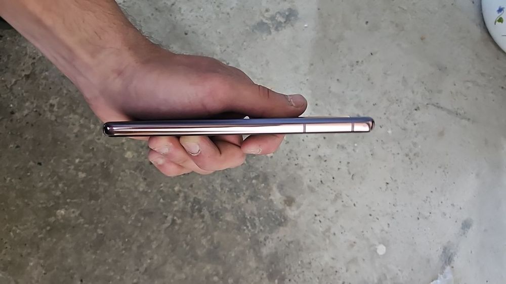 Samsung S21. Ochilmagan original.