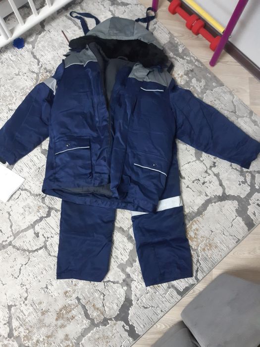 Продам зимний костюм