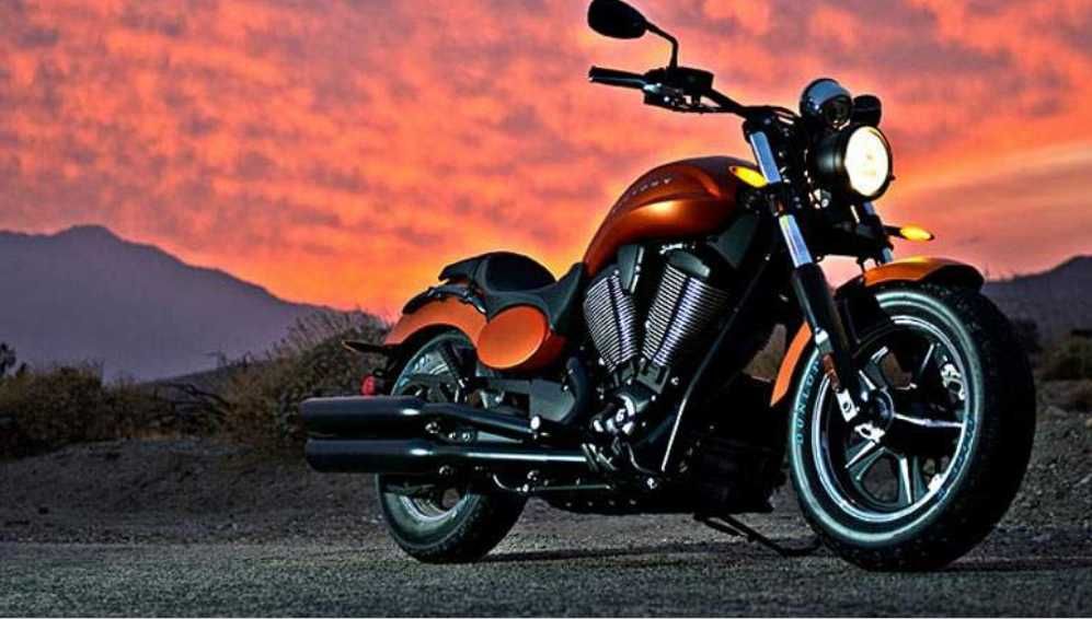 Cruiser Victory Judge 90 CP