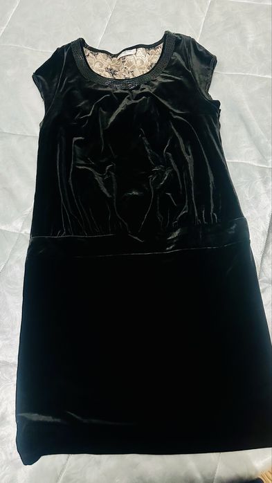 Продам красивое черное платье размер 44-46-48