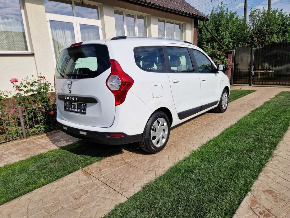 Dacia Lodgy 1.5 DCi 110 Cp 2015 Euro 5 cu 7 Locuri