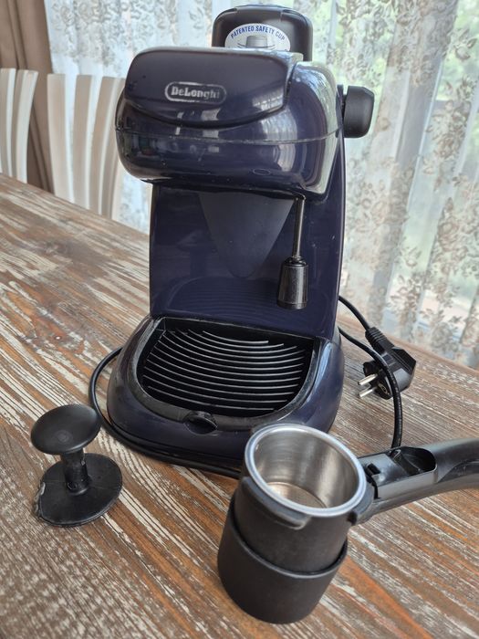 Кафемашина DeLonghi EC5.1