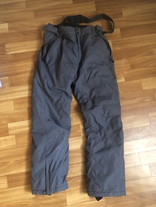 Горнолыжный костюм