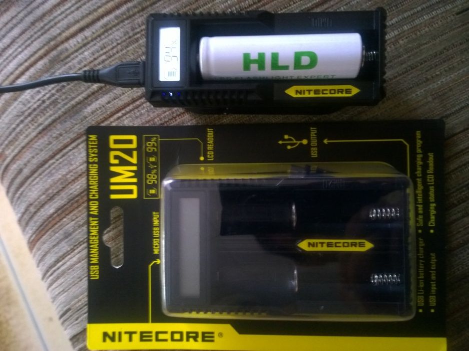 Интеллектуальное, цифровое зарядное устройство