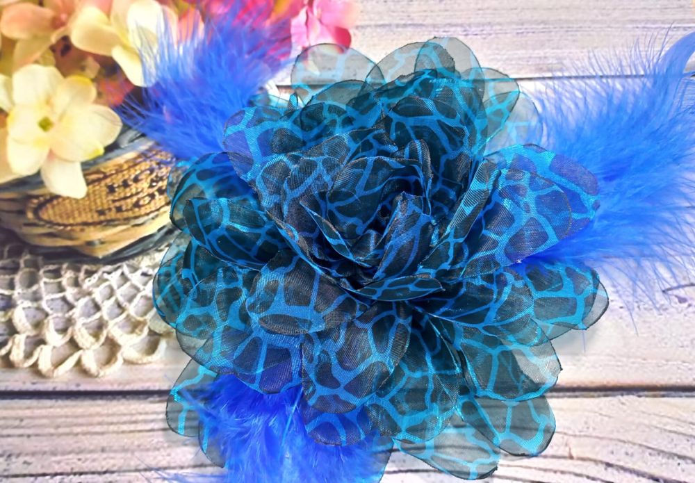 Броши ручной работы