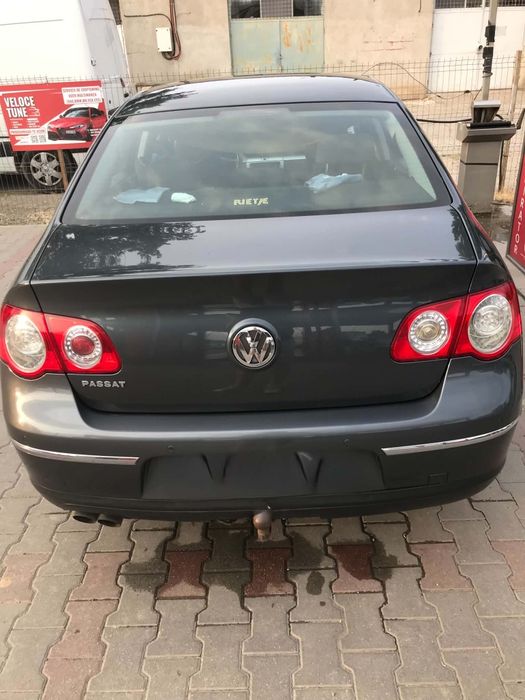 Vând Passat B6 an 2010