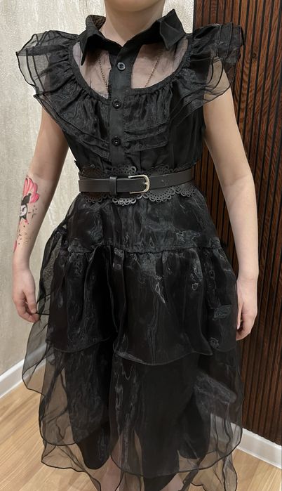 Продам детские платья