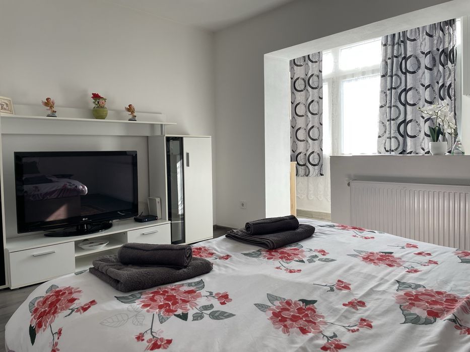 Inchiriez apartament 1 camera in regim hotelier