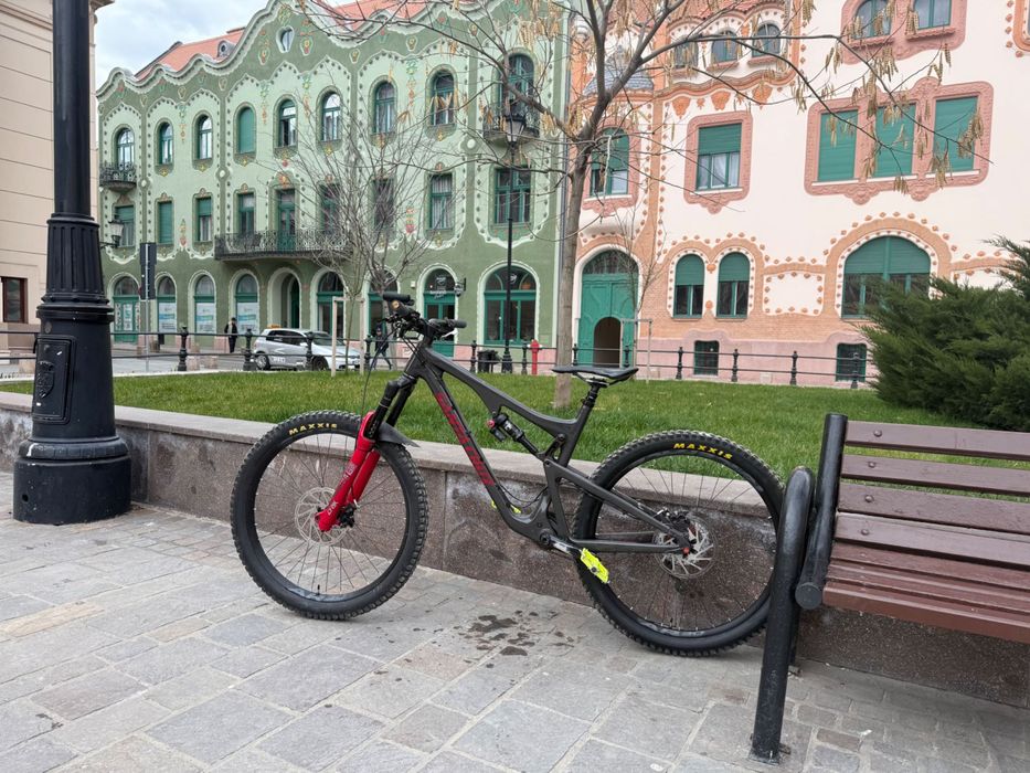 Vand Santa Cruz Bronson Full carbon cu acte