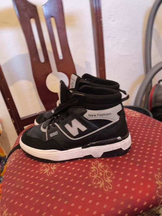 Мужской кроссовка демисезон