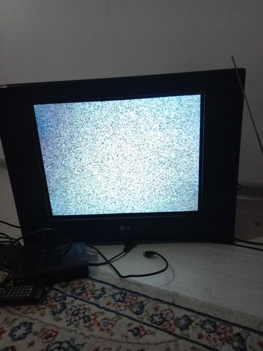 Продам телевизор