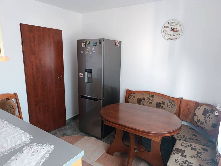 Ap 2 camere  60 mp stradal