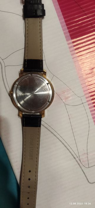 Продам часы мужские Восток