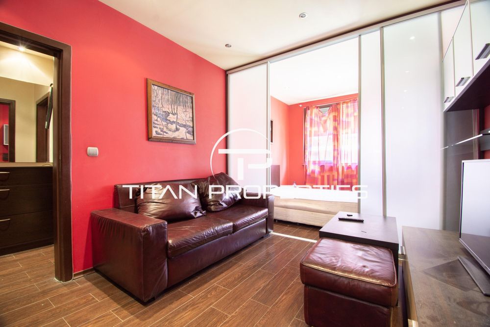 Дава се под наем Двустаен апартамент в София, Гоце Делчев - 50 кв.м за 511 € - Снимка #2