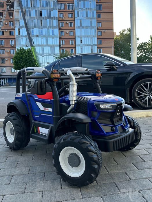 Siniy traktor bolalar mashinasi pultli elektromobil синий трактор по п