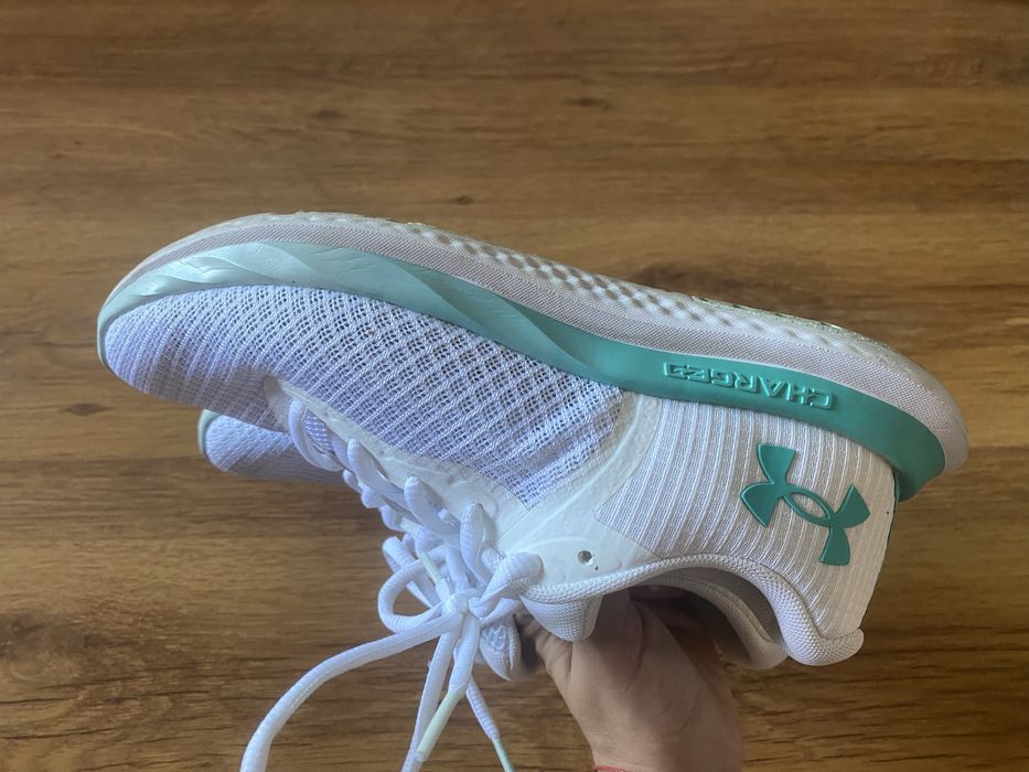 Дамски маратонки Under Armour 36.5