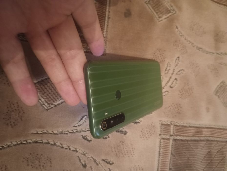 Продам Реалме 6i 64гб