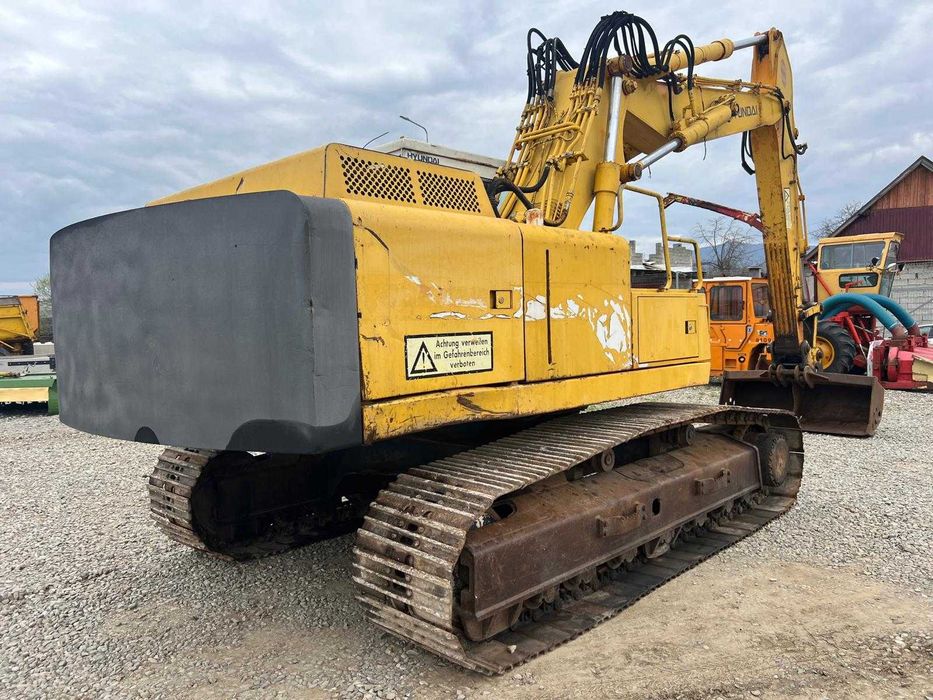 Багер Hyundai Robex 210LC – 22 тона, разтегателно рамо + видео