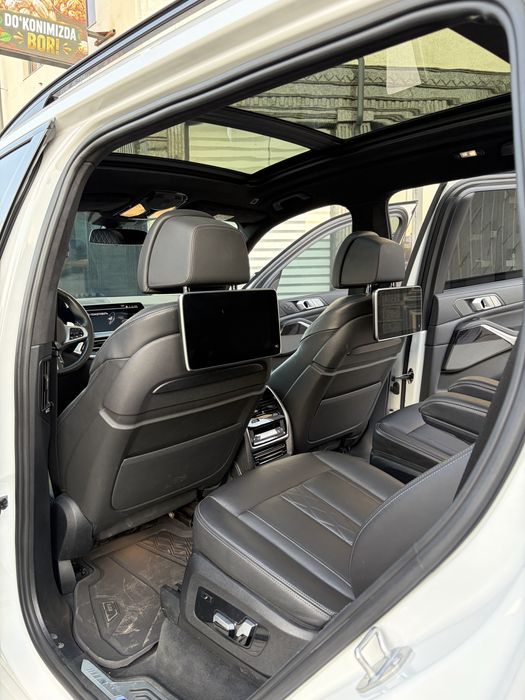 BMW X7 I50 M 4.4 l perfomance