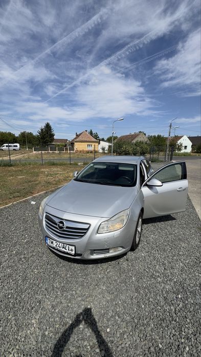 Opel Insignia 2.0 cdti,an 2012 ,km reali 385 000