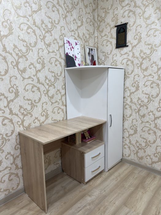 Письменный стол для ученика
