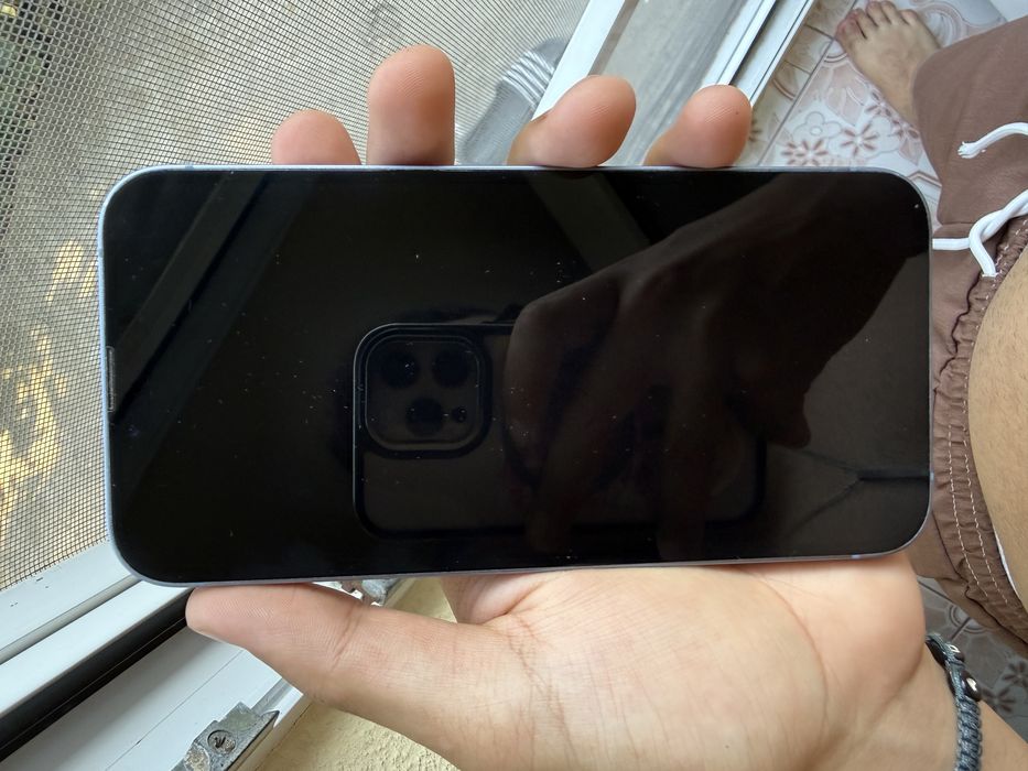 Pachet inedit : Iphone 14 plus si Air pods pro 2