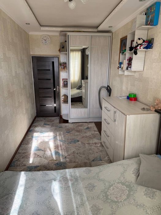 Продается 2 переделанная в 3 комнатная на тузель