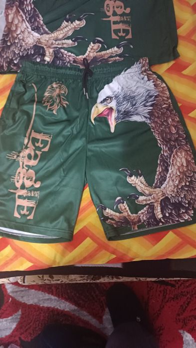 2 piese tricou+pantalon scurt cu imprimeu (XL(Noi la 100lei